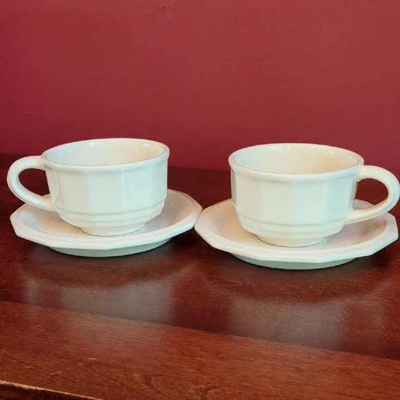 Set of 2 Cups & Saucers Pfaltzgraff Heritage White - Picture 1 of 8
